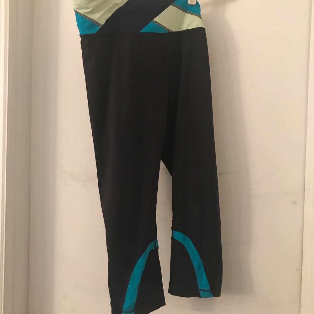 Lululemon Run Inspire Teal Crops